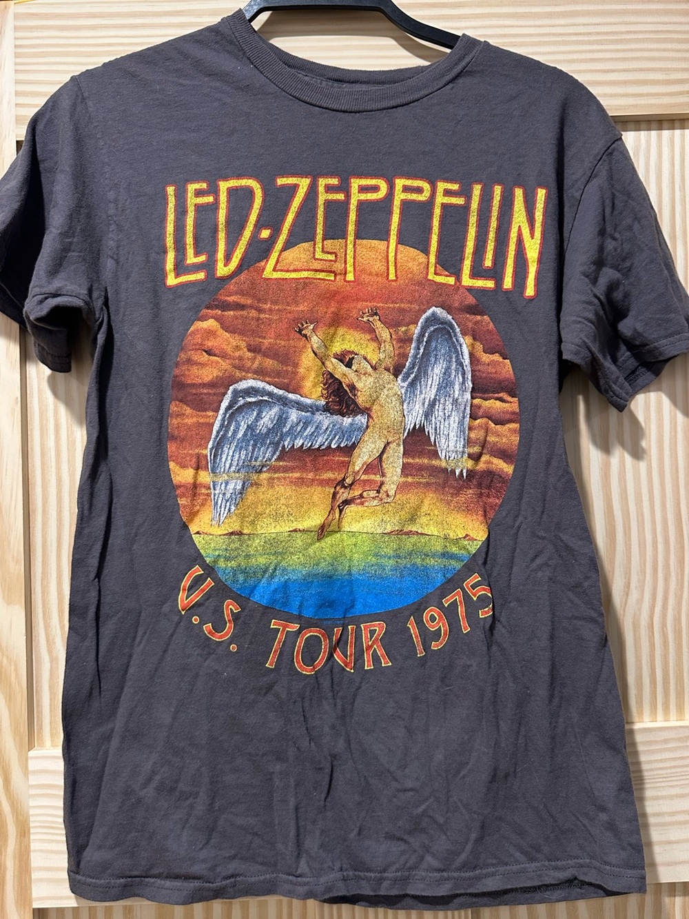 Led Zeppelin U.S. Tour 1975 Graphic Tee - Black with Rainbow Print